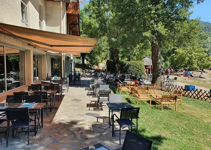 Le Grand Lac Hotel Bar Restaurant